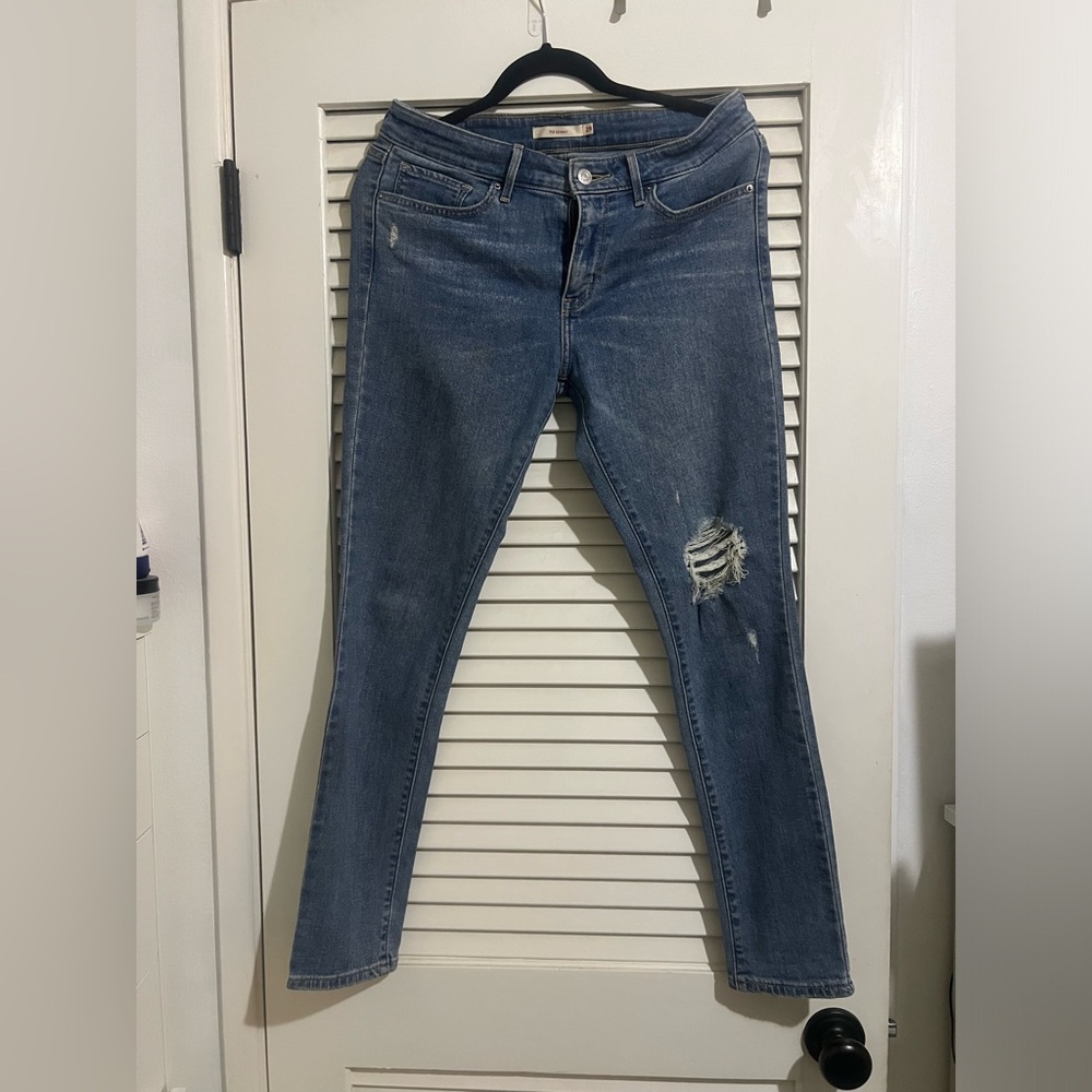 Levi's 711 Skinny